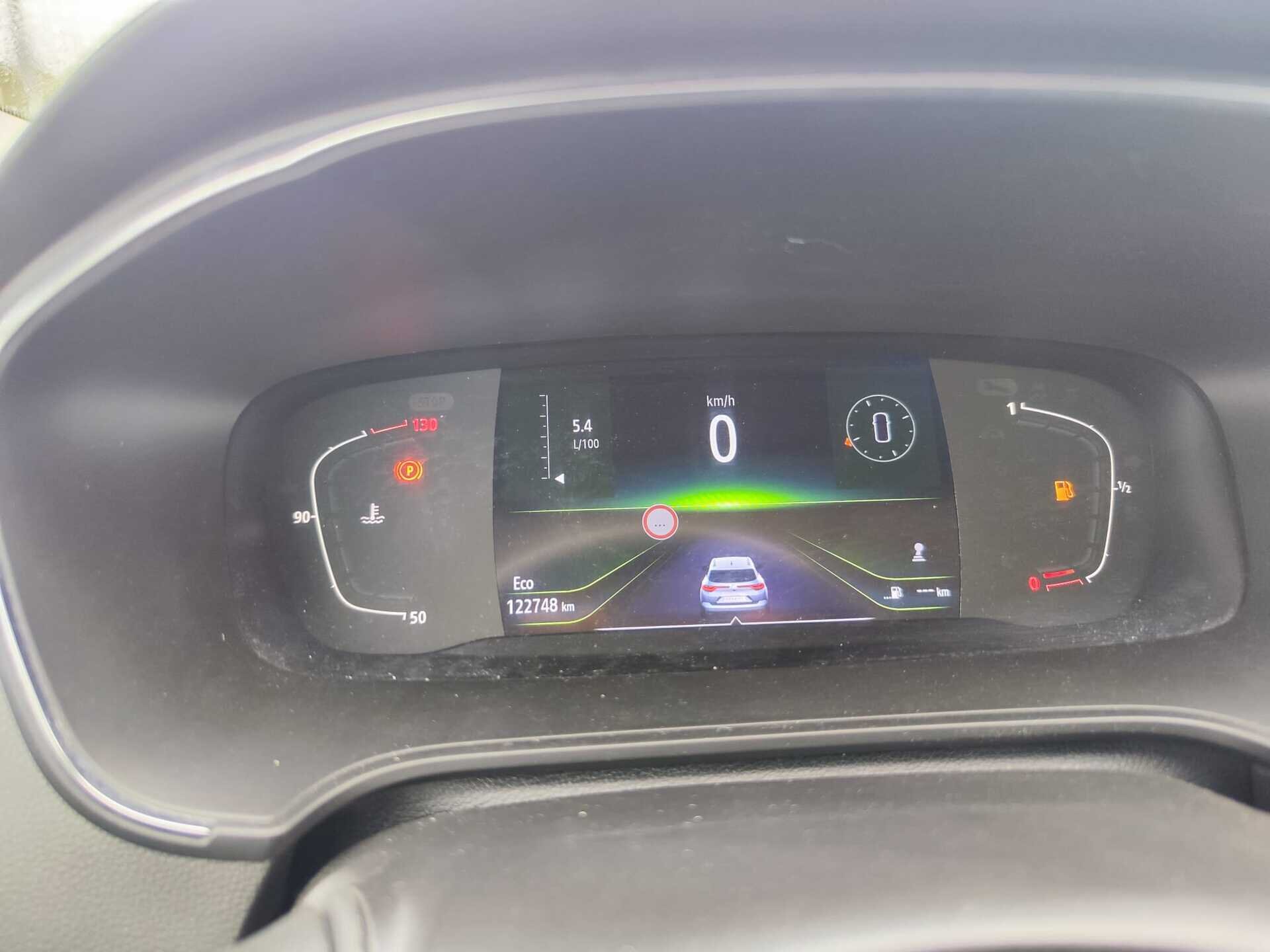 Renault Mégane Sport Tourer — foto 7