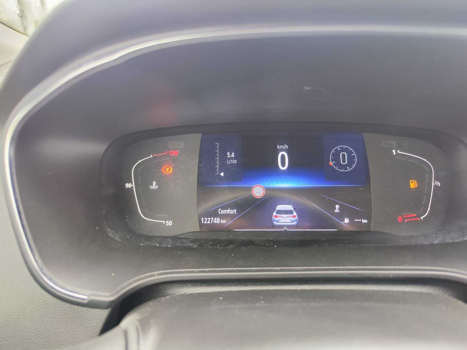 Renault Mégane Sport Tourer — foto 8