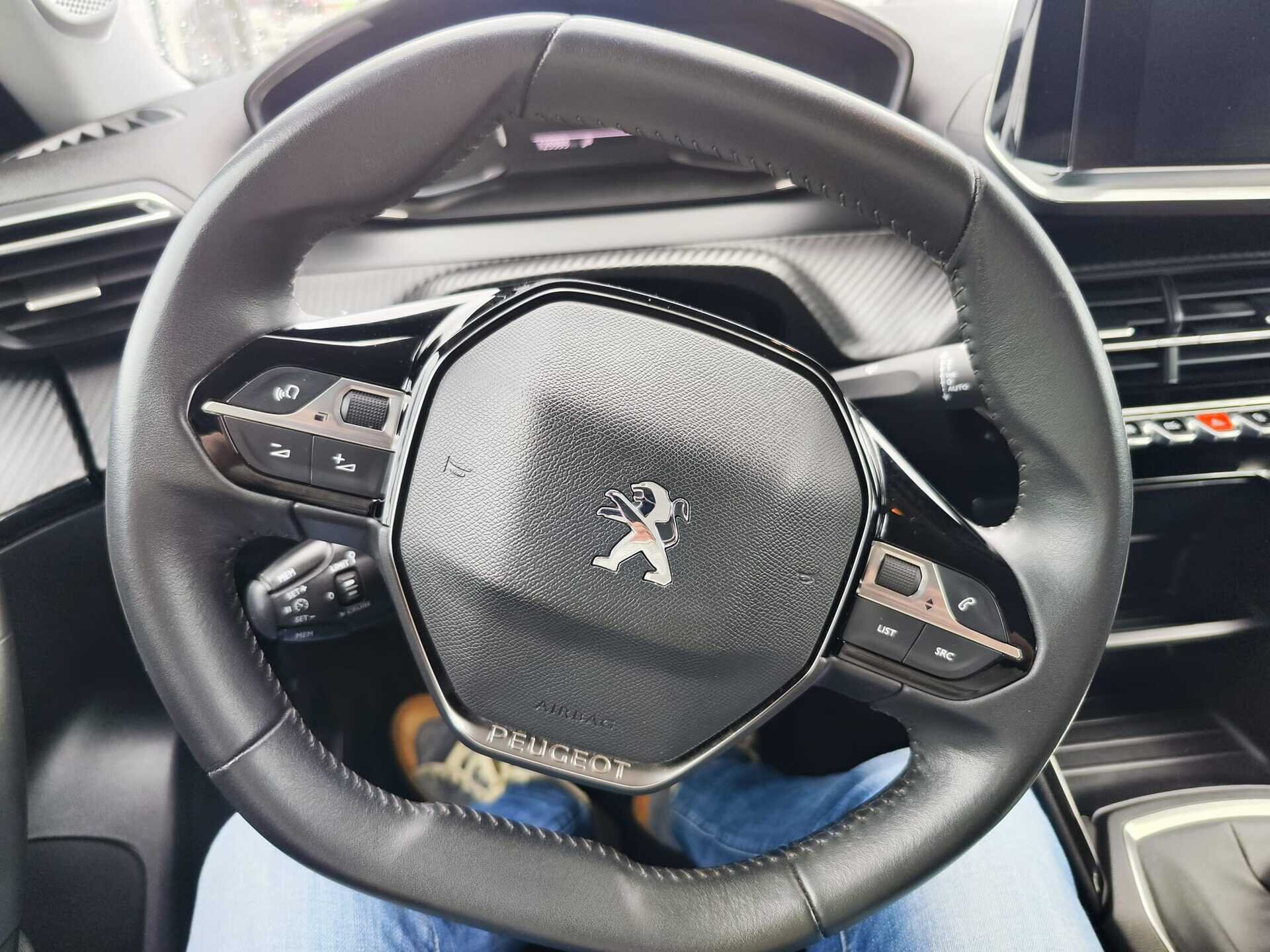 Peugeot 2008 — foto 4