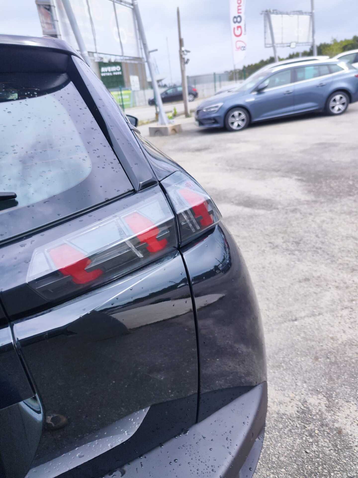 Peugeot 2008 — foto 9
